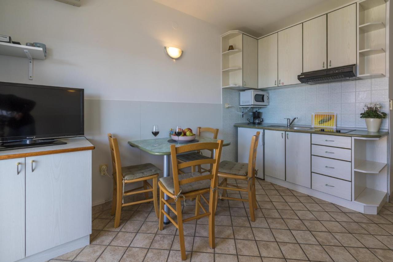 Blue Pearl Apartments Crikvenica Exterior foto